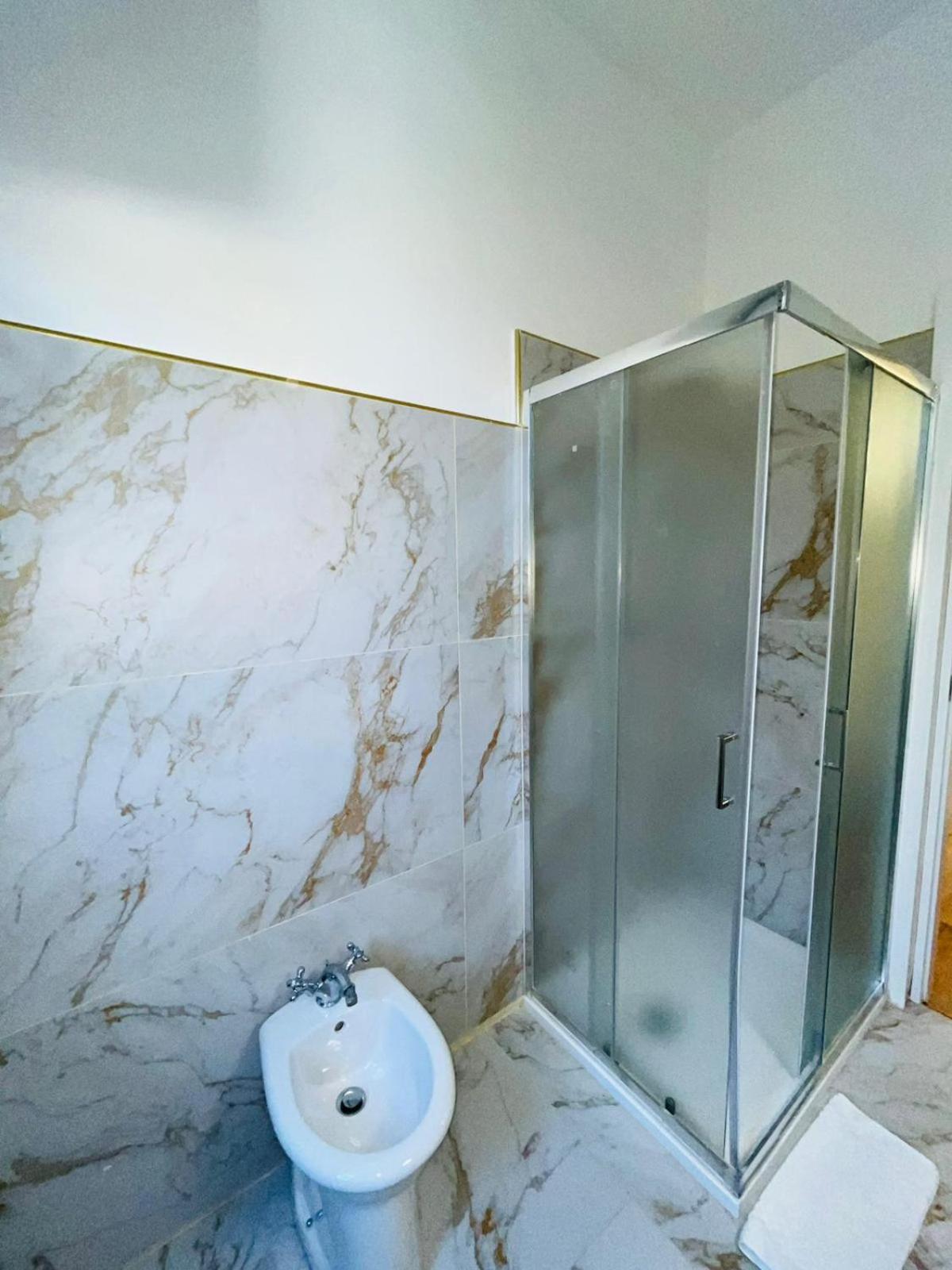 Oriani Bnb Bed & Breakfast Firenze Bagian luar foto