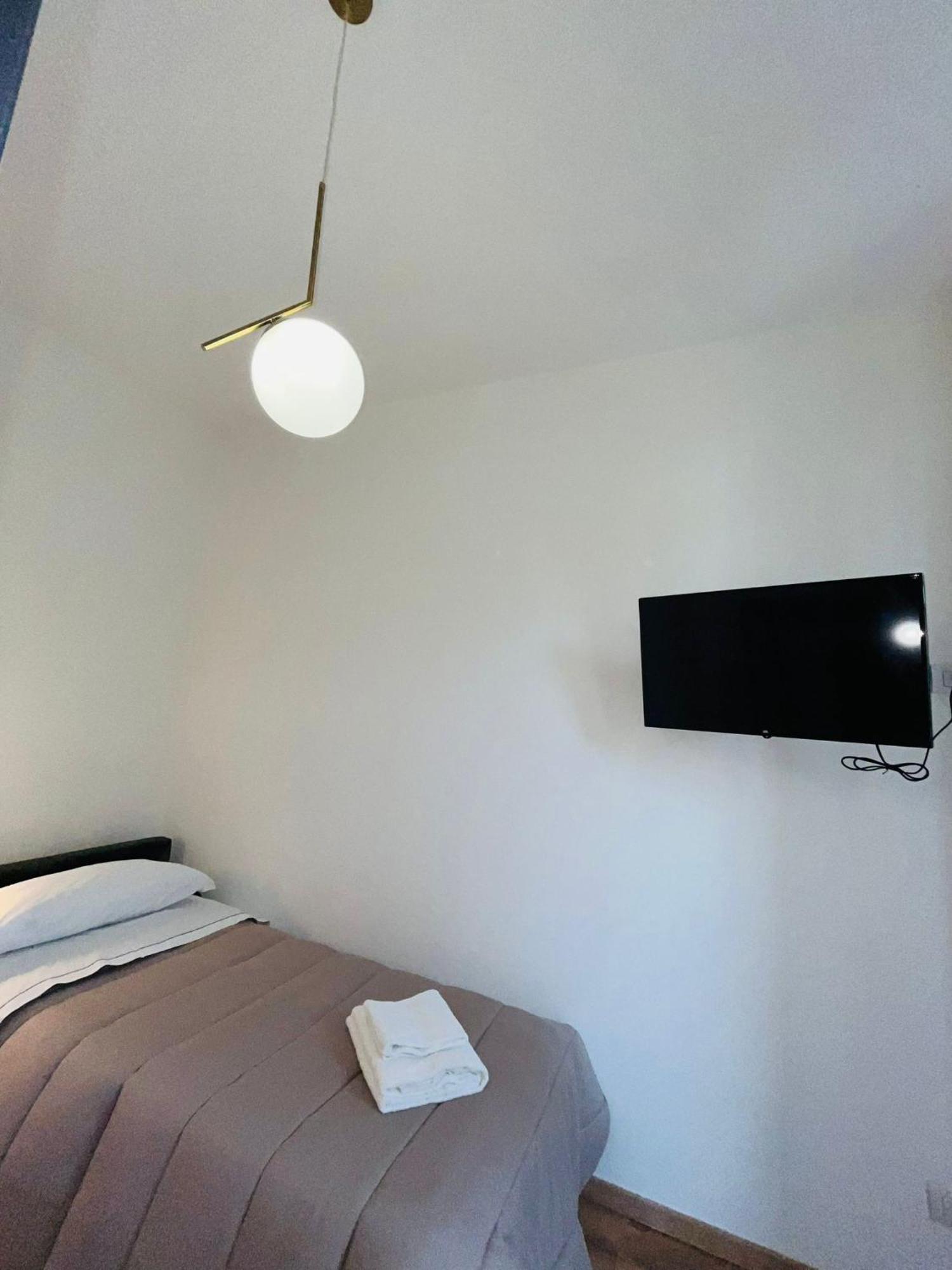 Oriani Bnb Bed & Breakfast Firenze Bagian luar foto
